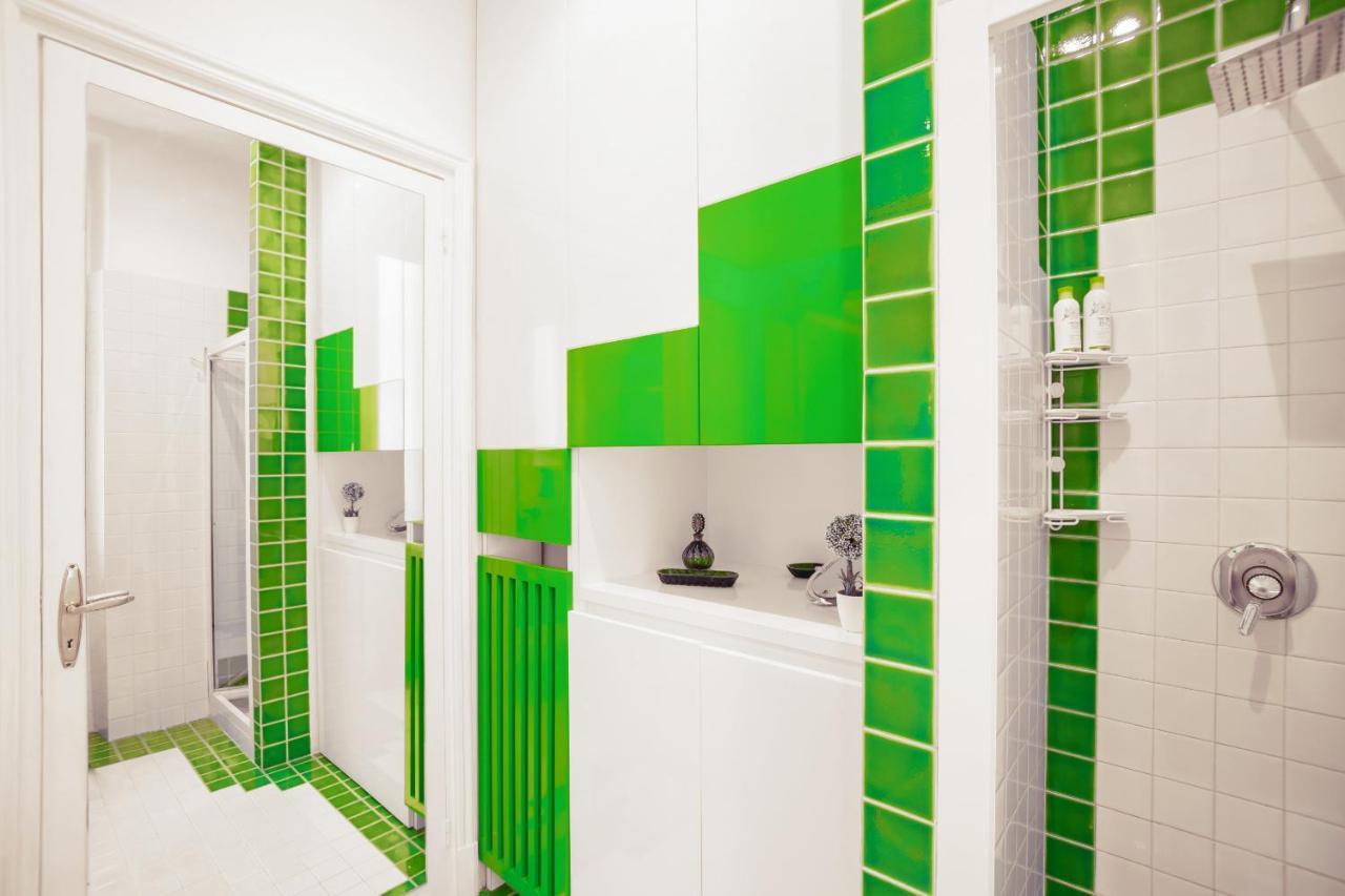 Green Apartment In The Center By Wonderful Italy 圣雷默 外观 照片