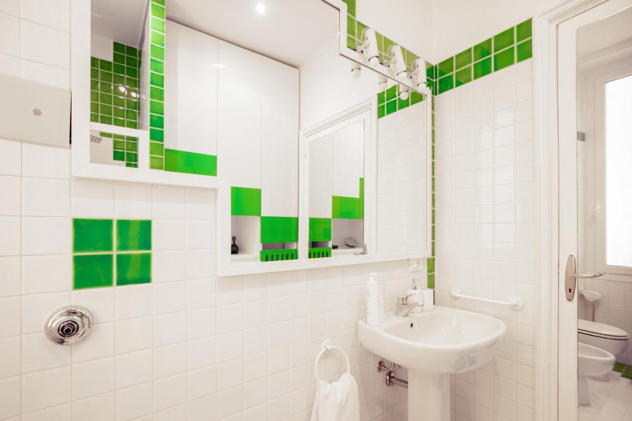 Green Apartment In The Center By Wonderful Italy 圣雷默 外观 照片